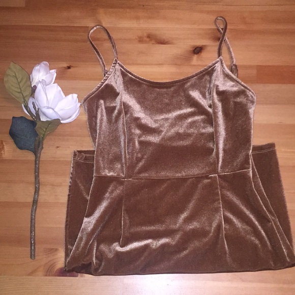 Gold strappy dress - Picture 3 of 6